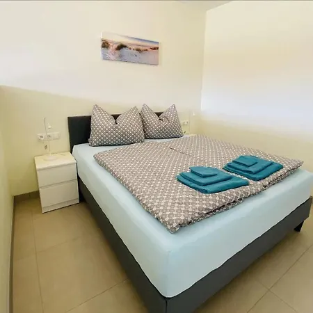 Edelstein Гостевой дом 3*