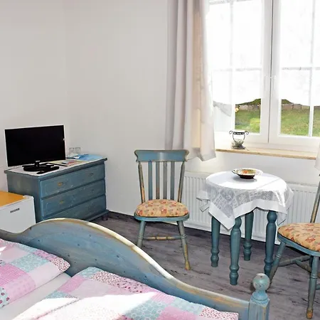 Edelstein Гостевой дом 3*